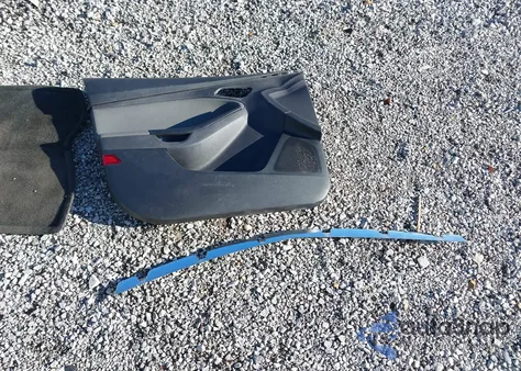 2014 Ford Focus Se из США, поврежденный, VIN 1FADP3F23EL462295